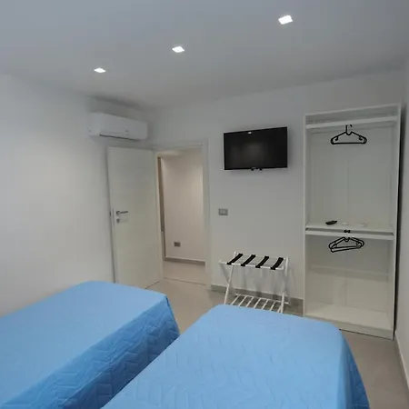 L'infinito Sotto La Torre