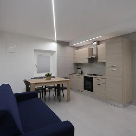 公寓 L'infinito Sotto La Torre